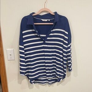 Vineyard Vines Blue and White Striped Button Down Shirt
